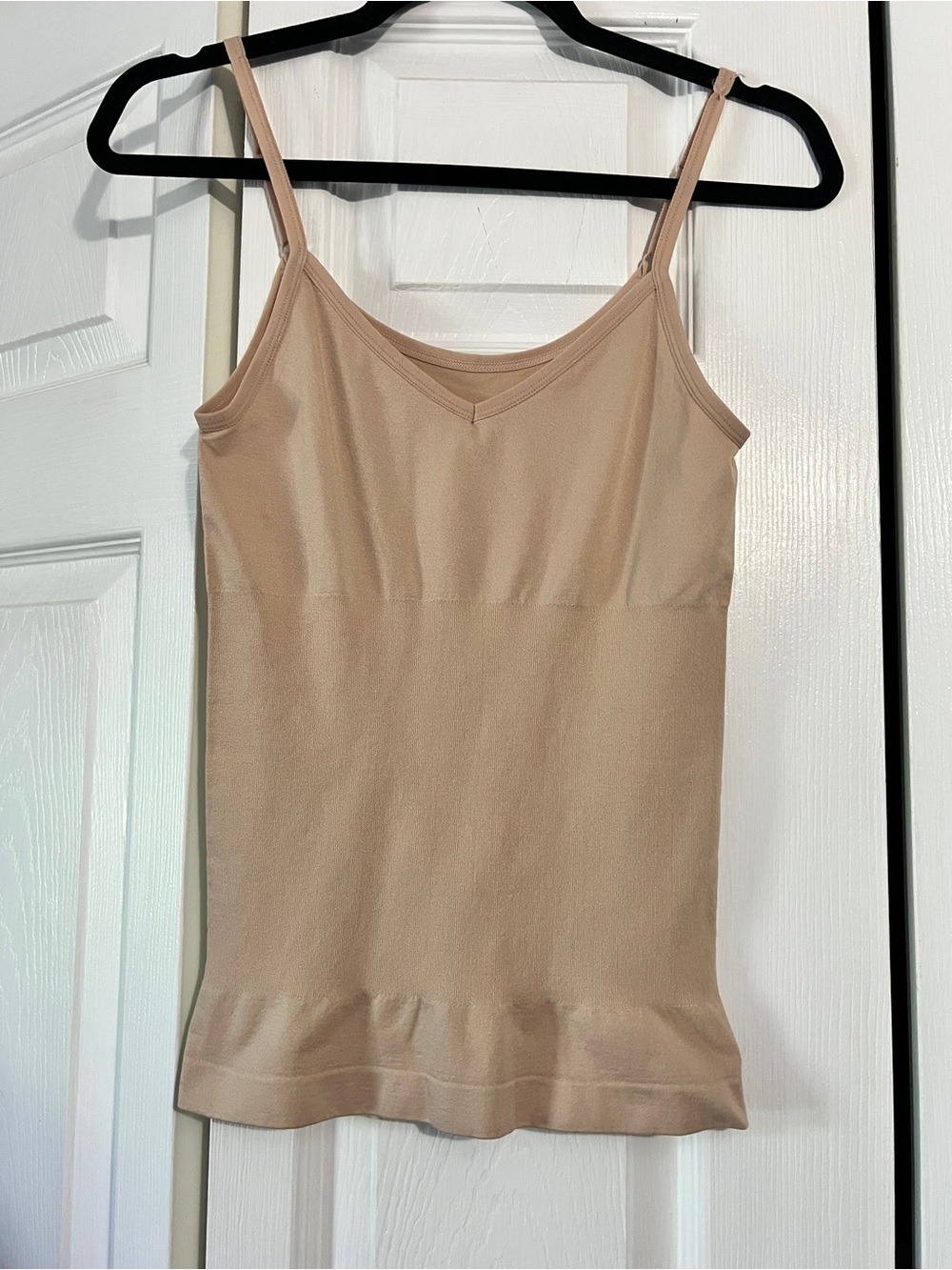 Skinnygirl Beige/Nude V-Neck Seamless Camisole
